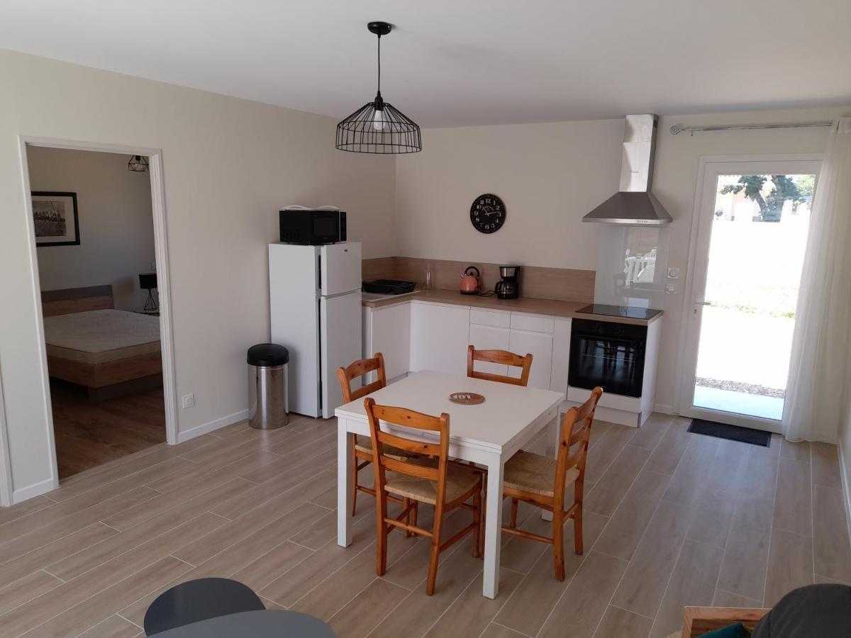 Le Logis De Gatseau Apartamento Les Mathes Exterior foto